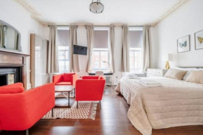 Unbeatable location in Camden-spacious studio flat